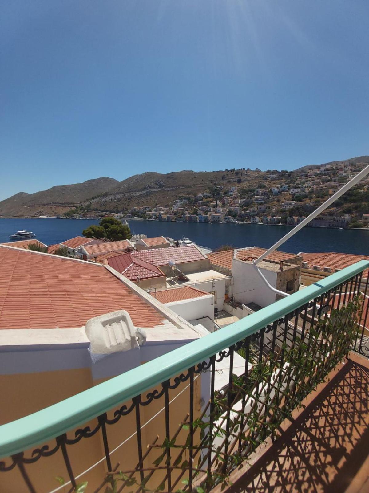 89 Steps Symi 아파트 객실 사진